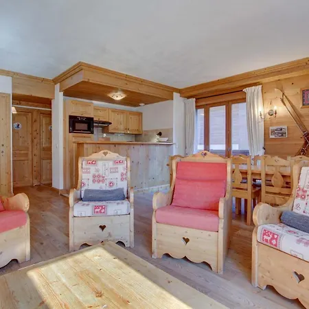 3 Apartment *